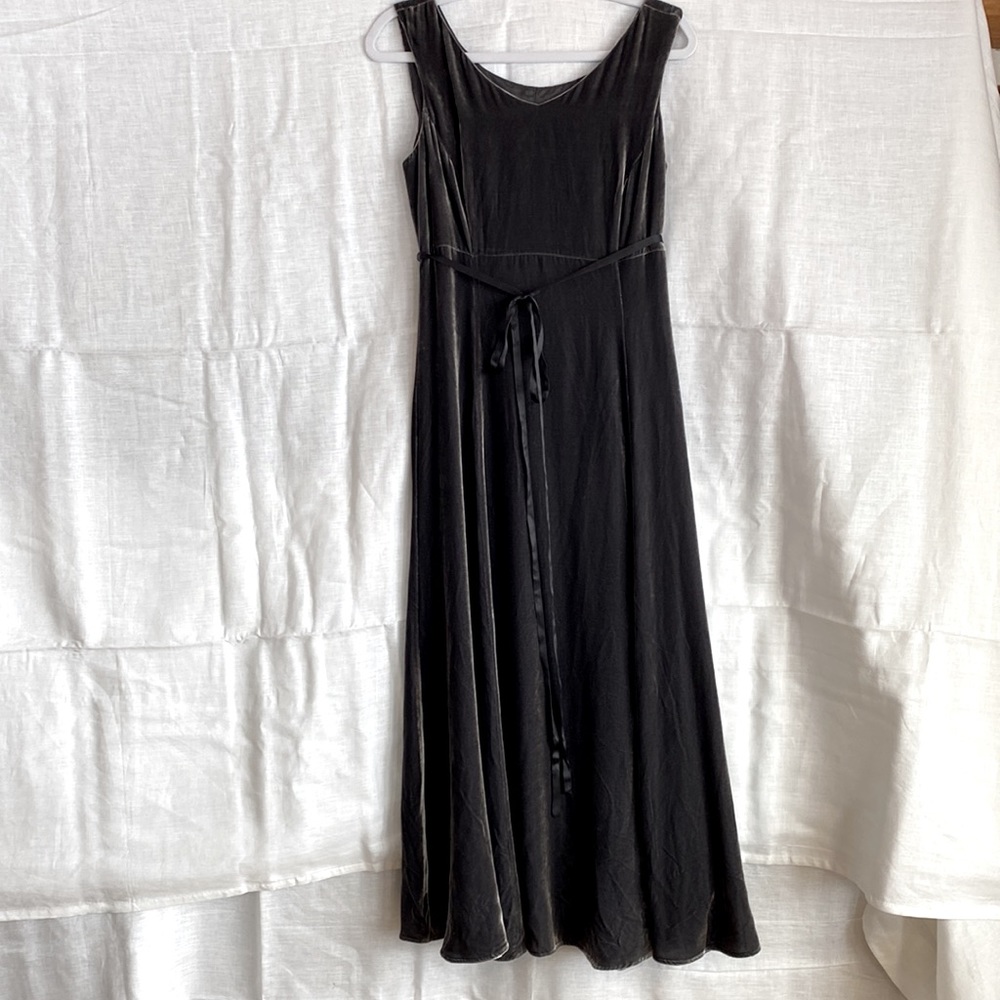 Sundance Sleeveless Charcoal  Gray Velvet Romantic Maxi Dress P6